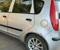 Серый Мицубиси Кольт, объемом двигателя 1.3 л и пробегом 211 тыс. км за 2005 $, фото 3 на Automoto.ua