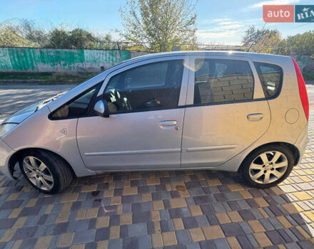 Мицубиси Кольт 2006 в Одессе на Automoto.ua Серый Мицубиси Кольт, объемом двигателя 1.5 л и пробегом 192 тыс. км за 3999 $, фото 3 на Automoto.ua