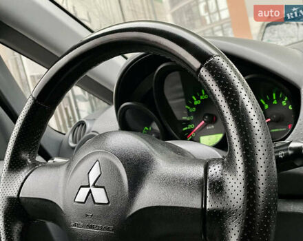 Сірий Міцубісі Кольт, об'ємом двигуна 1.3 л та пробігом 198 тис. км за 3250 $, фото 12 на Automoto.ua