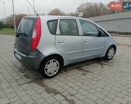 Серый Мицубиси Кольт, объемом двигателя 1.5 л и пробегом 240 тыс. км за 4500 $, фото 6 на Automoto.ua