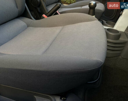 Міцубісі Кольт 2006 у Одесі на Automoto.ua Сірий Міцубісі Кольт, об'ємом двигуна 1.33 л та пробігом 66 тис. км за 4900 $, фото 58 на Automoto.ua