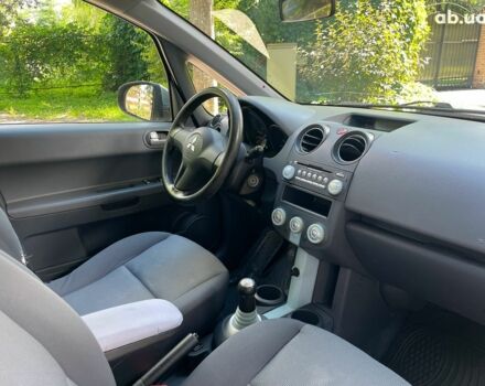 Мицубиси Кольт 2007 в Киеве на Automoto.ua Серый Мицубиси Кольт, объемом двигателя 1.5 л и пробегом 211 тыс. км за 4740 $, фото 24 на Automoto.ua