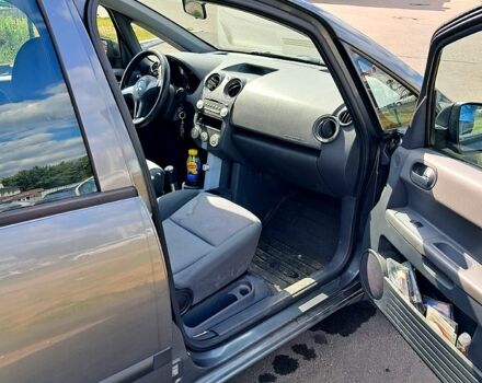 Сірий Міцубісі Кольт, об'ємом двигуна 1.3 л та пробігом 233 тис. км за 3300 $, фото 7 на Automoto.ua