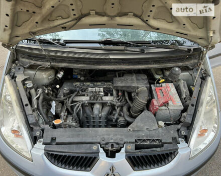 Сірий Міцубісі Кольт, об'ємом двигуна 1.3 л та пробігом 161 тис. км за 4500 $, фото 15 на Automoto.ua