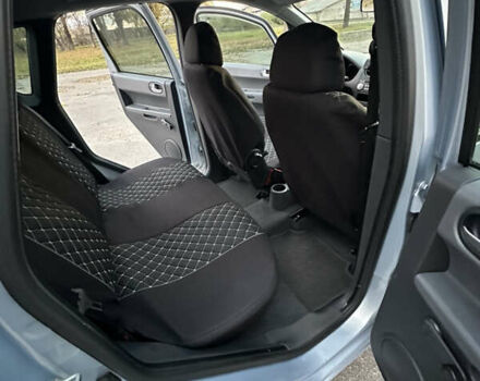 Серый Мицубиси Кольт, объемом двигателя 1.3 л и пробегом 113 тыс. км за 5700 $, фото 8 на Automoto.ua