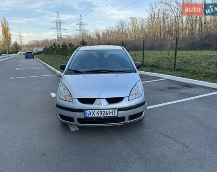 Серый Мицубиси Кольт, объемом двигателя 1.33 л и пробегом 143 тыс. км за 4500 $, фото 1 на Automoto.ua