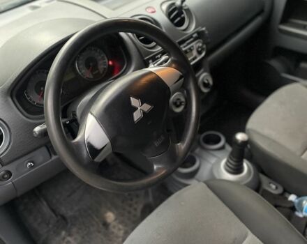 Серый Мицубиси Кольт, объемом двигателя 1.3 л и пробегом 340 тыс. км за 5000 $, фото 4 на Automoto.ua