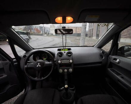 Сірий Міцубісі Кольт, об'ємом двигуна 1.3 л та пробігом 261 тис. км за 3500 $, фото 8 на Automoto.ua