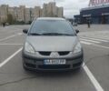 Серый Мицубиси Кольт, объемом двигателя 1.3 л и пробегом 210 тыс. км за 4000 $, фото 1 на Automoto.ua