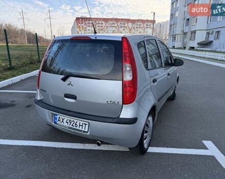 Серый Мицубиси Кольт, объемом двигателя 1.33 л и пробегом 143 тыс. км за 4500 $, фото 3 на Automoto.ua
