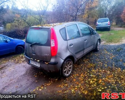 Міцубісі Кольт 2008 у Мерефа на Automoto.ua Сірий Міцубісі Кольт, об'ємом двигуна 1.3 л та пробігом 200 тис. км за 1300 $, фото 5 на Automoto.ua