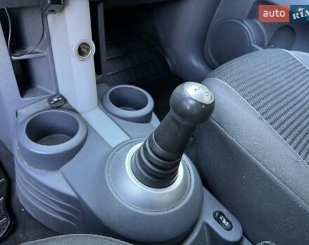 Серый Мицубиси Кольт, объемом двигателя 1.33 л и пробегом 143 тыс. км за 4500 $, фото 13 на Automoto.ua