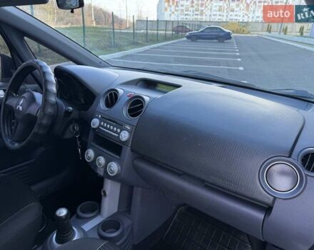 Серый Мицубиси Кольт, объемом двигателя 1.33 л и пробегом 143 тыс. км за 4500 $, фото 8 на Automoto.ua