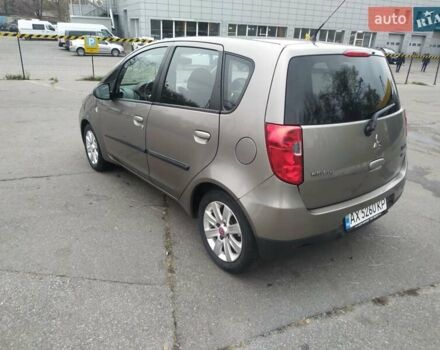 Серый Мицубиси Кольт, объемом двигателя 1.33 л и пробегом 146 тыс. км за 5000 $, фото 4 на Automoto.ua