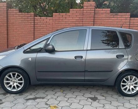 Сірий Міцубісі Кольт, об'ємом двигуна 1.3 л та пробігом 266 тис. км за 3600 $, фото 4 на Automoto.ua