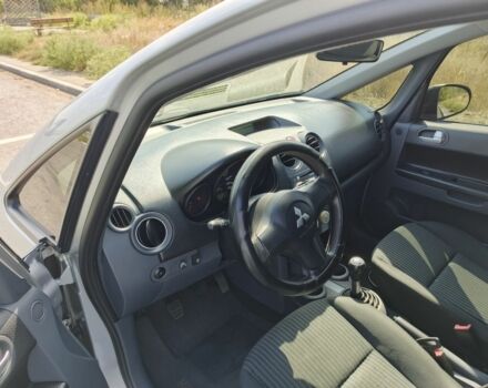 Сірий Міцубісі Кольт, об'ємом двигуна 1.3 л та пробігом 220 тис. км за 3800 $, фото 3 на Automoto.ua