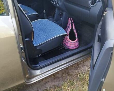 Серый Мицубиси Кольт, объемом двигателя 1.3 л и пробегом 220 тыс. км за 6900 $, фото 6 на Automoto.ua