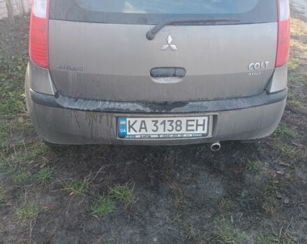 Серый Мицубиси Кольт, объемом двигателя 1.3 л и пробегом 147 тыс. км за 3850 $, фото 3 на Automoto.ua