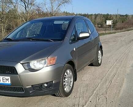 Серый Мицубиси Кольт, объемом двигателя 1.3 л и пробегом 220 тыс. км за 6900 $, фото 1 на Automoto.ua