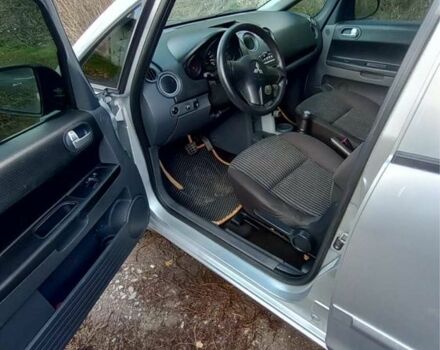 Сірий Міцубісі Кольт, об'ємом двигуна 1.3 л та пробігом 266 тис. км за 4000 $, фото 6 на Automoto.ua