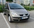 Серый Мицубиси Кольт, объемом двигателя 1.33 л и пробегом 160 тыс. км за 4200 $, фото 1 на Automoto.ua