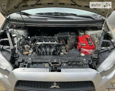 Сірий Міцубісі Кольт, об'ємом двигуна 1.33 л та пробігом 47 тис. км за 6000 $, фото 11 на Automoto.ua