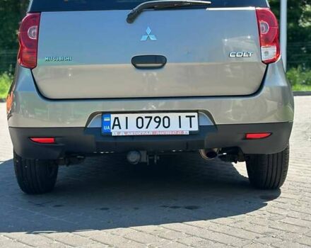 Мицубиси Кольт 2009 в Киеве на Automoto.ua Серый Мицубиси Кольт, объемом двигателя 1.33 л и пробегом 208 тыс. км за 5700 $, фото 7 на Automoto.ua