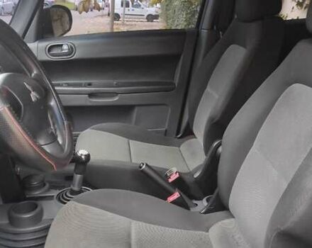 Сірий Міцубісі Кольт, об'ємом двигуна 1.33 л та пробігом 158 тис. км за 4500 $, фото 7 на Automoto.ua