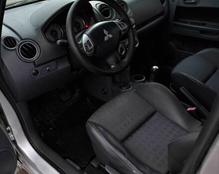 Сірий Міцубісі Кольт, об'ємом двигуна 1.3 л та пробігом 236 тис. км за 2700 $, фото 11 на Automoto.ua