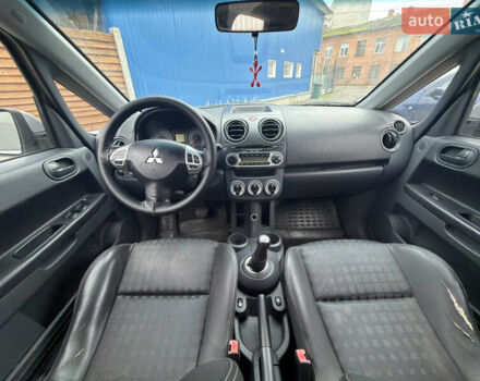 Серый Мицубиси Кольт, объемом двигателя 1.33 л и пробегом 170 тыс. км за 3300 $, фото 11 на Automoto.ua
