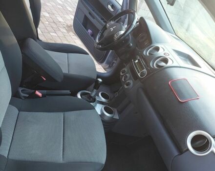 Серый Мицубиси Кольт, объемом двигателя 1.3 л и пробегом 150 тыс. км за 3999 $, фото 8 на Automoto.ua