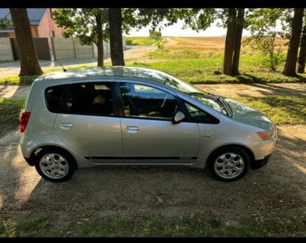 Мицубиси Кольт 2011 в Здолбунове на Automoto.ua Серый Мицубиси Кольт, объемом двигателя 1.3 л и пробегом 200 тыс. км за 4600 $, фото 3 на Automoto.ua