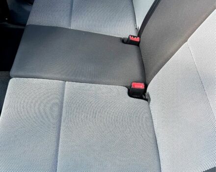 Мицубиси Кольт 2011 в Здолбунове на Automoto.ua Серый Мицубиси Кольт, объемом двигателя 1.3 л и пробегом 200 тыс. км за 4600 $, фото 5 на Automoto.ua