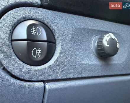 Мицубиси Кольт 2012 в Черновцах на Automoto.ua Серый Мицубиси Кольт, объемом двигателя 1.33 л и пробегом 127 тыс. км за 7200 $, фото 30 на Automoto.ua