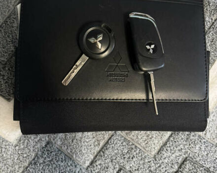 Мицубиси Кольт 2012 в Вишневом на Automoto.ua Серый Мицубиси Кольт, объемом двигателя 1.33 л и пробегом 83 тыс. км за 6900 $, фото 18 на Automoto.ua