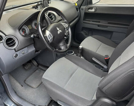 Мицубиси Кольт 2012 в Вишневом на Automoto.ua Серый Мицубиси Кольт, объемом двигателя 1.33 л и пробегом 83 тыс. км за 6900 $, фото 5 на Automoto.ua