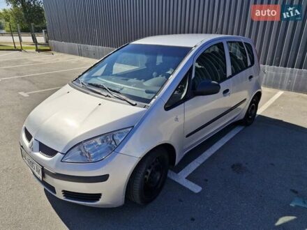 Міцубісі Кольт 2004 у Києві на Automoto.ua Сірий Міцубісі Кольт, об'ємом двигуна 1.33 л та пробігом 268 тис. км за 3100 $, фото 1 на Automoto.ua