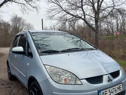 Серый Мицубиси Кольт, объемом двигателя 1.5 л и пробегом 179 тыс. км за 4700 $, фото 1 на Automoto.ua