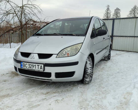 Серый Мицубиси Кольт, объемом двигателя 1.33 л и пробегом 183 тыс. км за 4000 $, фото 1 на Automoto.ua