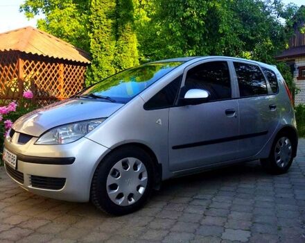 Серый Мицубиси Кольт, объемом двигателя 1.3 л и пробегом 228 тыс. км за 3800 $, фото 1 на Automoto.ua