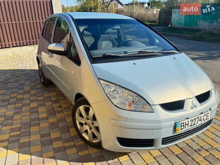 Міцубісі Кольт 2006 у Одесі на Automoto.ua Сірий Міцубісі Кольт, об'ємом двигуна 1.5 л та пробігом 192 тис. км за 3999 $, фото 1 на Automoto.ua