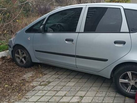 Серый Мицубиси Кольт, объемом двигателя 1.3 л и пробегом 65 тыс. км за 3000 $, фото 1 на Automoto.ua