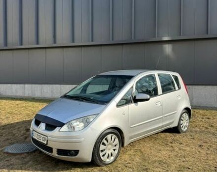 Серый Мицубиси Кольт, объемом двигателя 1.49 л и пробегом 300 тыс. км за 3400 $, фото 1 на Automoto.ua