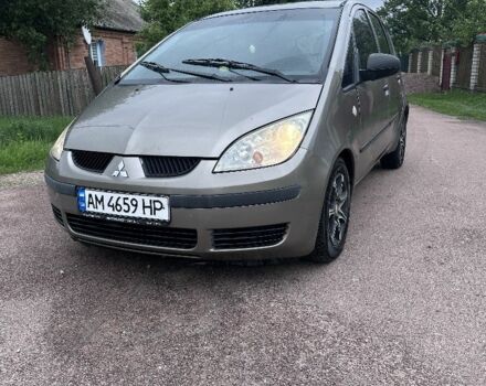 Серый Мицубиси Кольт, объемом двигателя 1.3 л и пробегом 340 тыс. км за 3600 $, фото 1 на Automoto.ua