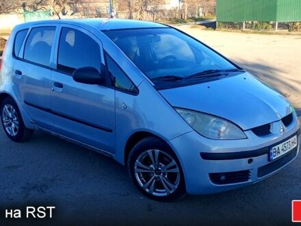 Серый Мицубиси Кольт, объемом двигателя 1.3 л и пробегом 200 тыс. км за 4100 $, фото 1 на Automoto.ua