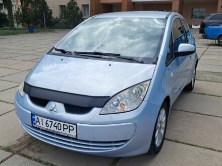 Мицубиси Кольт 2008 в Броварах на Automoto.ua Серый Мицубиси Кольт, объемом двигателя 1.3 л и пробегом 210 тыс. км за 4100 $, фото 1 на Automoto.ua