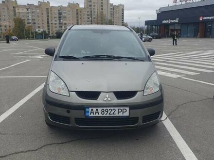 Мицубиси Кольт 2008 в Киеве на Automoto.ua Серый Мицубиси Кольт, объемом двигателя 1.3 л и пробегом 210 тыс. км за 4000 $, фото 1 на Automoto.ua