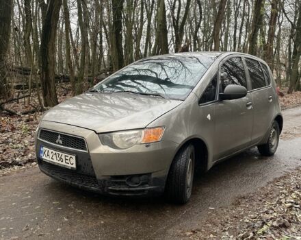 Серый Мицубиси Кольт, объемом двигателя 1.3 л и пробегом 340 тыс. км за 5000 $, фото 1 на Automoto.ua
