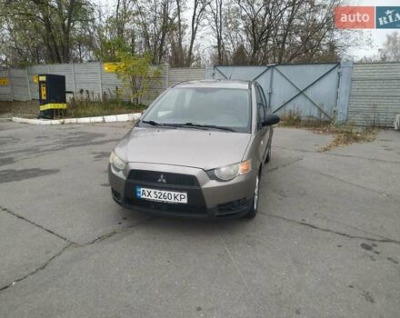 Серый Мицубиси Кольт, объемом двигателя 1.33 л и пробегом 146 тыс. км за 5000 $, фото 1 на Automoto.ua