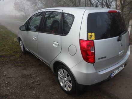 Серый Мицубиси Кольт, объемом двигателя 1.3 л и пробегом 214 тыс. км за 5093 $, фото 1 на Automoto.ua